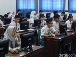 Gegara Komputer Kena Virus, 23 Siswa di Semarang Terpaksa UNBK Susulan
