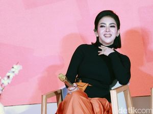 Ilmu Padi ala Syahrini: Semakin Merunduk, Semakin Berisi Ilmu Padi ala Syahrini: Semakin Merunduk, Semakin Berisi