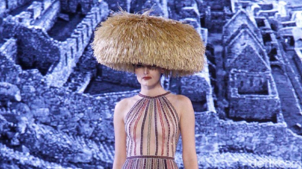 Indahnya 20 Gaun Karya Desainer Hian Tjen yang Terinspirasi Budaya Peru Indahnya 20 Gaun Karya Desainer Hian Tjen yang Terinspirasi Budaya Peru