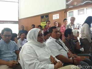 Nanik S Deyang Bersaksi di Sidang Ratna Sarumpaet Nanik S Deyang Bersaksi di Sidang Ratna Sarumpaet