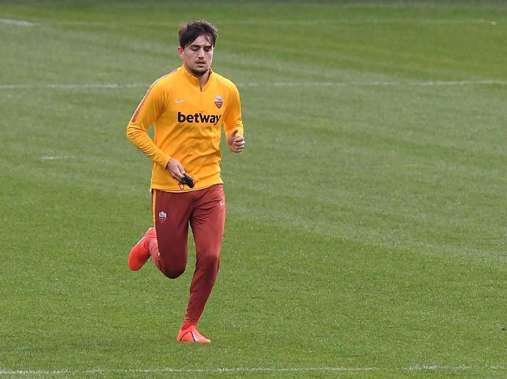 Cengiz Under Tambah Daftar Pemain Cedera AS Roma Cengiz Under Tambah Daftar Pemain Cedera AS Roma
