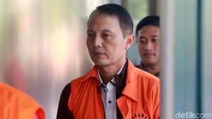 Direktur Krakatau Steel Jalani Pemeriksaan Perdana di KPK