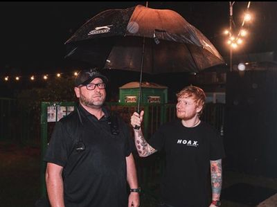 Kenalkan Bodyguards Ed Sheeran yang Lucu Abis