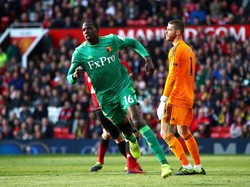 Abdoulaye Doucoure memang gagal membawa Watford menghindari kekalahan 1-2 dari Manchester United. Tapi dia mampu meredam lini tengah lawan dan bahkan mencetak satu gol hiburan di pengujung laga. (Andrew Couldridge/Reuters)