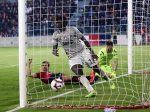 Sterling Tertawakan Komentar Bonucci soal Moise Kean