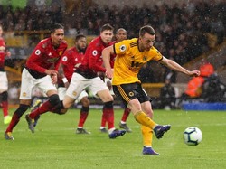 Wolves menyamakan skor pada menit ke-25 lewat gol Diogo Jota. Foto: Catherine Ivill/Getty Images