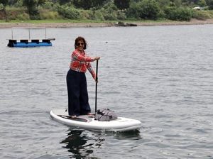 Mengintip Susi Lepas Hiu hingga Paddling di Banyuwangi Mengintip Susi Lepas Hiu hingga Paddling di Banyuwangi