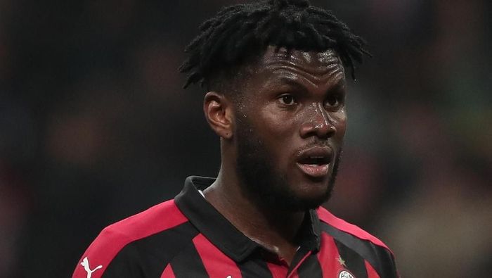 Gelandang tangguh AC Milan Franck Kessie juga sempat diserang aksi rasialisme oleh fans Inter dalam derby Milan beberapa waktu lalu. Imbasnya, Inter kembali dihukum pengosongan tribun stadion. (Foto: Emilio Andreoli/Getty Images)