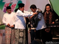 ASN di Kota Pekalongan Kini Wajib Sarungan Tiap Jumat