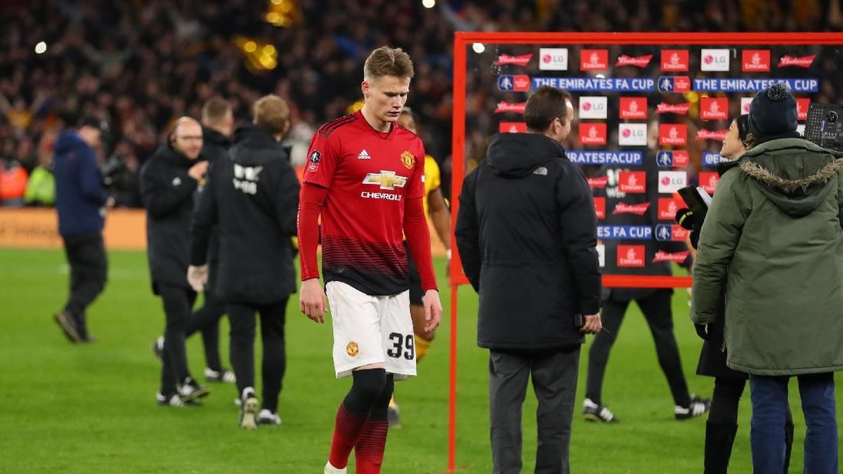 Scott McTominay kecewa golnya tak beri kemenangan untuk Manchester United. (Foto: Catherine Ivill/Getty Images)