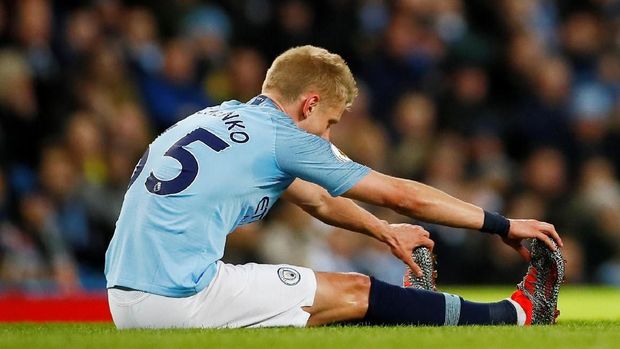 Stok Bek Kiri City Menipis, Mendy Main Lagi?