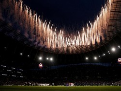 Tottenham Hotspur Stadium sudah digunakan pekan lalu saat menggelar pertandingan U-18. Baru malam tadi stadion itu dipakai untuk laga kompetitif di Premier League. (Reuters/Andrew Couldridge)