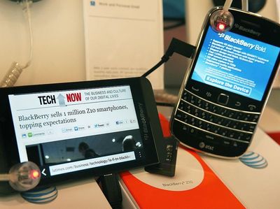 HP BlackBerry Ini Niatnya Melawan Android dan iPhone Tapi Gagal