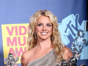 Seperti Britney Spears, 5 Artis Ini Juga Bermasalah dengan Orang Tua Seperti Britney Spears, 5 Artis Ini Juga Bermasalah dengan Orang Tua