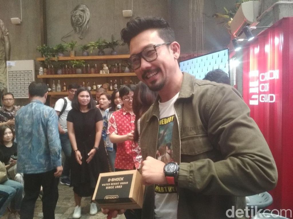 Denny Sumargo Ternyata Koleksi Jam hingga Ratusan Juta Denny Sumargo Ternyata Koleksi Jam hingga Ratusan Juta