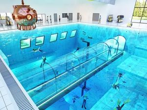 Kolam Renang Terdalam di Dunia, Lebih dari 45 Meter! Kolam Renang Terdalam di Dunia, Lebih dari 45 Meter!