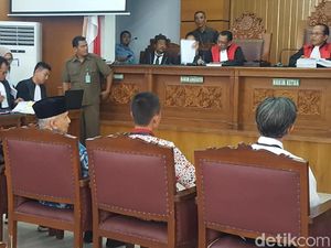 Bertemu Ratna di Hambalang, Amien Rais: Harus Diangkat Ini Penganiayaan