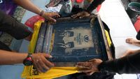 Sablon Gratis Keliling Kampung Relawan Prabowo-Sandi
