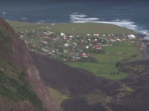 Melihat Pemukiman Manusia Paling Terpencil di Bumi Melihat Pemukiman Manusia Paling Terpencil di Bumi