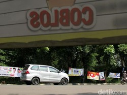 Bermain Dadu ala Pesohor Politik