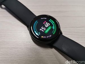 Unboxing Samsung Galaxy Watch Active