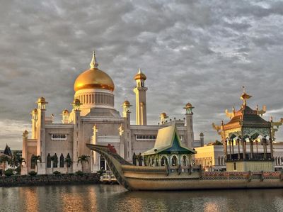 Foto Negara Islam Tajir Tanpa Alkohol dan Rokok