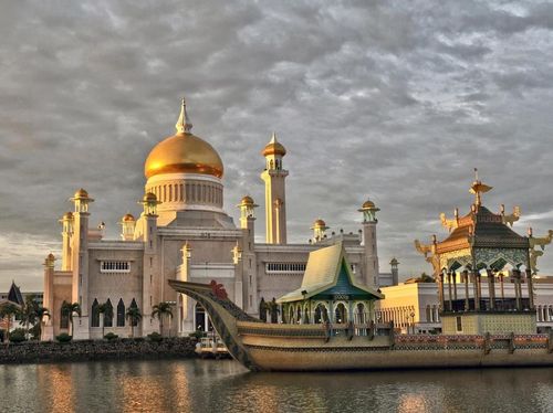 Foto Negara Islam Tajir Tanpa Alkohol dan Rokok