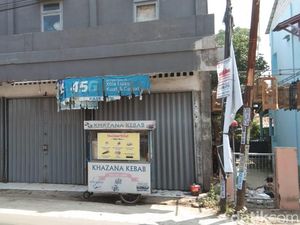 Warga Tak Sangka Pedagang Kebab Karawang Ternyata Bos Teroris Warga Tak Sangka Pedagang Kebab Karawang Ternyata Bos Teroris