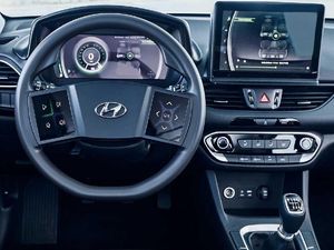 Akibat yang Terjadi Jika Setir Mobil Tidak Lurus Saat Parkir Akibat yang Terjadi Jika Setir Mobil Tidak Lurus Saat Parkir