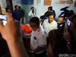 Video Eks Wagub Bali Ditahan Terkait Dugaan Penipuan Rp 149 Miliar Video Eks Wagub Bali Ditahan Terkait Dugaan Penipuan Rp 149 Miliar