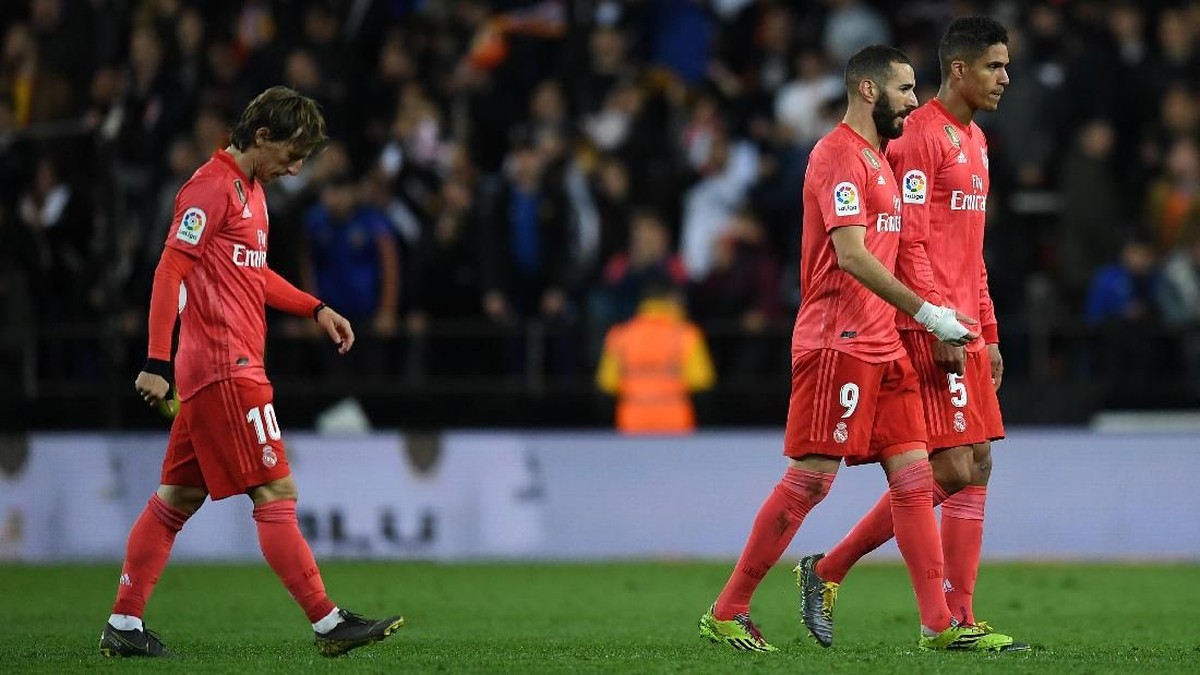 Real Madrid terseok-seok di musim ini. (Foto: David Ramos/Getty Images)