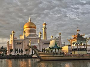 Cegah COVID-10, Brunei Larang Turis Negara Terjangkit Datang