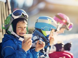 Efek Samping Bila Balita Terlalu Sering Minum Kopi