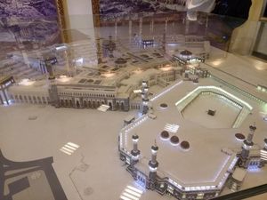 Sejarah dan Masa Depan Dua Masjid Suci Ada di Museum Ini