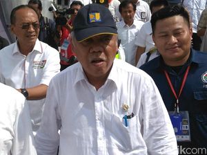 Menteri PUPR Serahkan 5.000 Sertifikat Tenaker di Purworejo