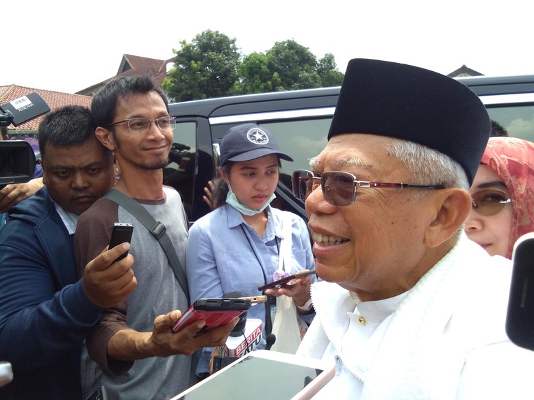 Jawab Sindiran Prabowo, Ma'ruf Amin: Kartu Bukan untuk Dimakan