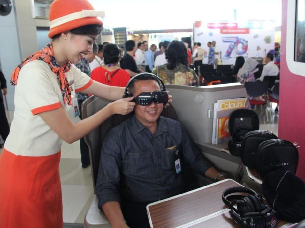 Inovasi Garuda Indonesia: Ada Hiburan VR di Pesawat