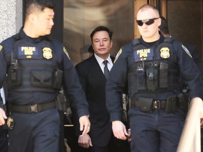 Elon Musk Disidang Gara-gara Twitter
