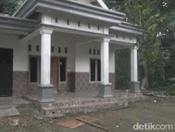 Terduga Teroris yang Ditangkap di Bandung Pernah Buka Pengobatan Alternatif