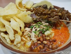 Gurih Hangat Bubur Kabita yang Sudah Ada Sejak 1971