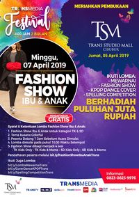 Latih Kepercayaan Diri Si Kecil Lewat Fashion Show Ibu dan Anak