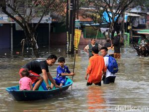 Banjir Kembali Kepung Tiga Kecamatan di Bandung