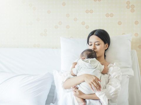 5 Tips Simpel Agar Bunda Tetap Cantik Setelah Melahirkan