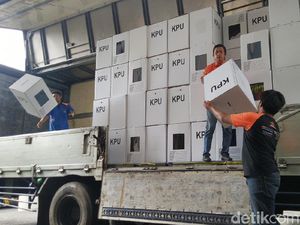 KPU Ciamis Distribusikan Logistik Pemilu Gunakan Jasa PT Pos