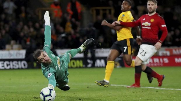 David De Gea menerima tawaran gaji dari Man United.