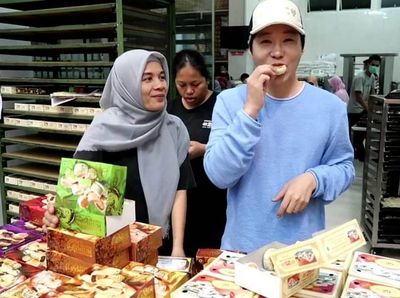Kulineran Seru Ujung Oppa, YouTuber Korea yang Jadi Mualaf