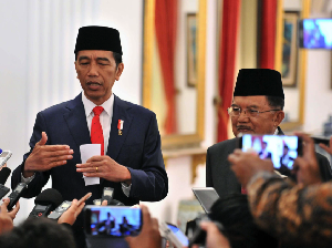 Jokowi Benahi Birokrasi Biar Makin Berprestasi