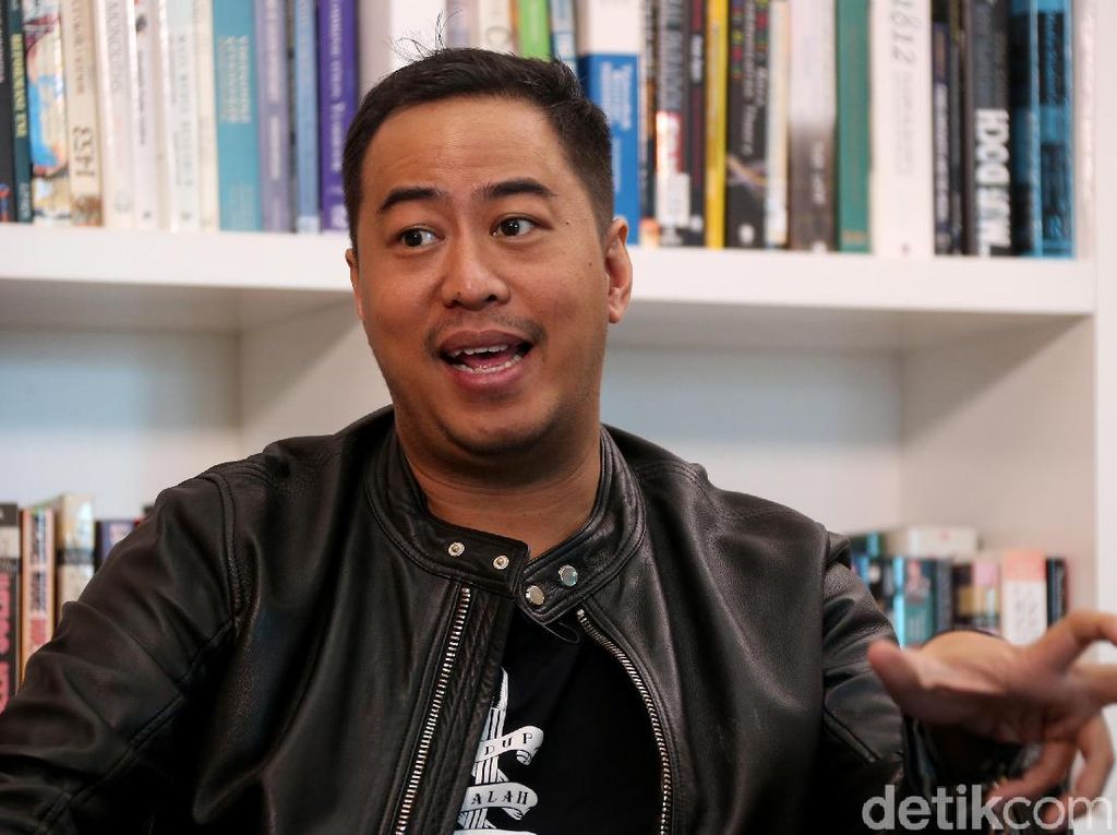 Sebut Karakter Prabowo Saklek, Pandji Pragiwaksono Lebih Suka Gaya Jokowi Sebut Karakter Prabowo Saklek, Pandji Pragiwaksono Lebih Suka Gaya Jokowi