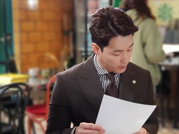 Ini Shim Hyun Tak, Pemeran Touch Your Heart yang Gemar Ngopi