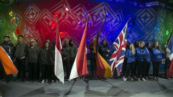 Aksi Aries Spiderwoman dkk di Kejuaraan Dunia Panjat Tebing